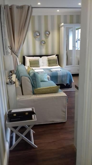 Between Piers, The Stylish Studio Flat In Cannon Place Hove Exteriér fotografie